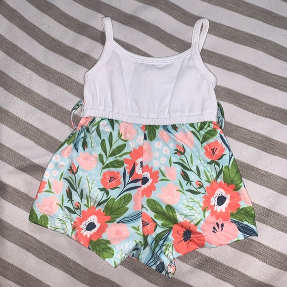 NEW! 2 Baileys Blossoms Rompers! - Picture 2 of 8